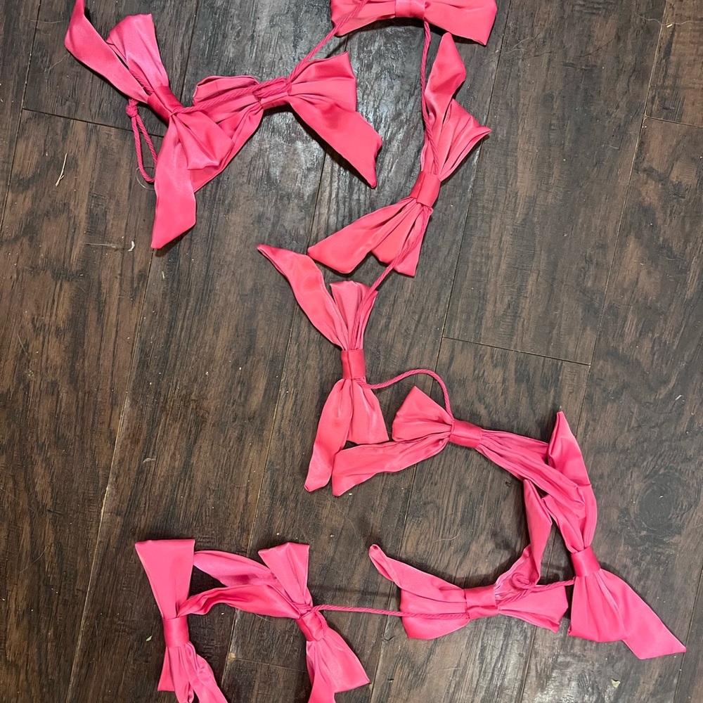 Pink Bow Wall Decor